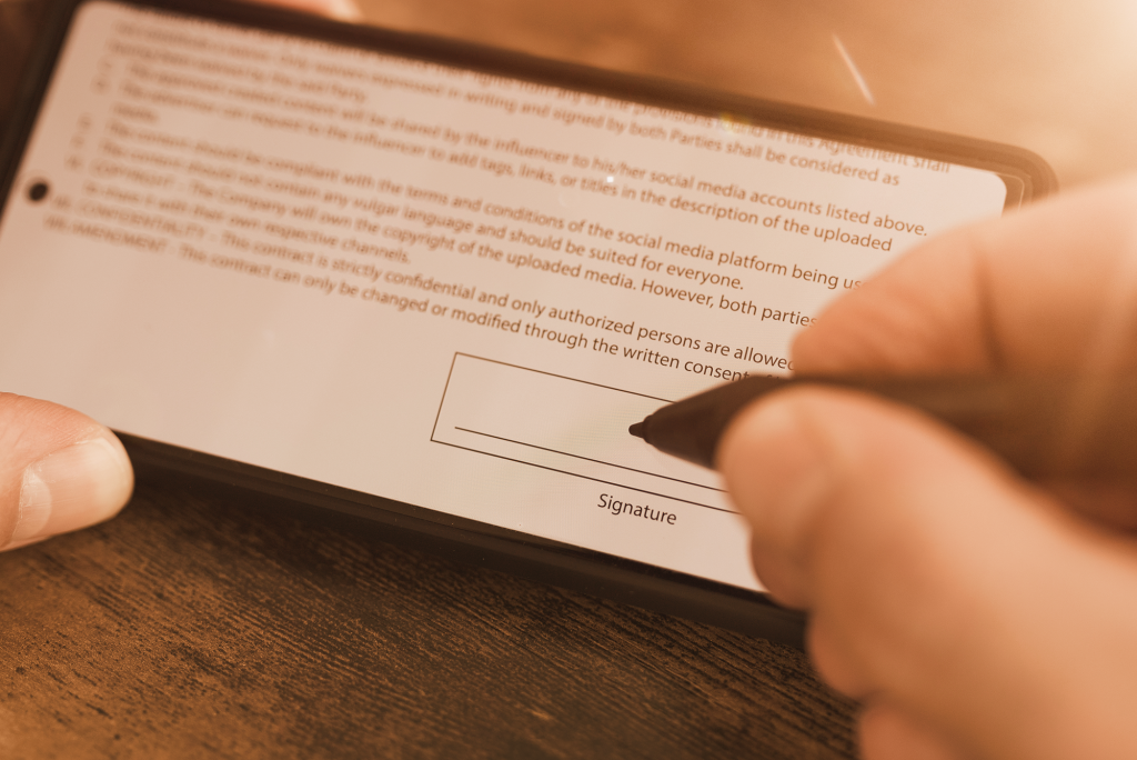 5 Passaggi per Firmare e Attivare uno Smart legal contract